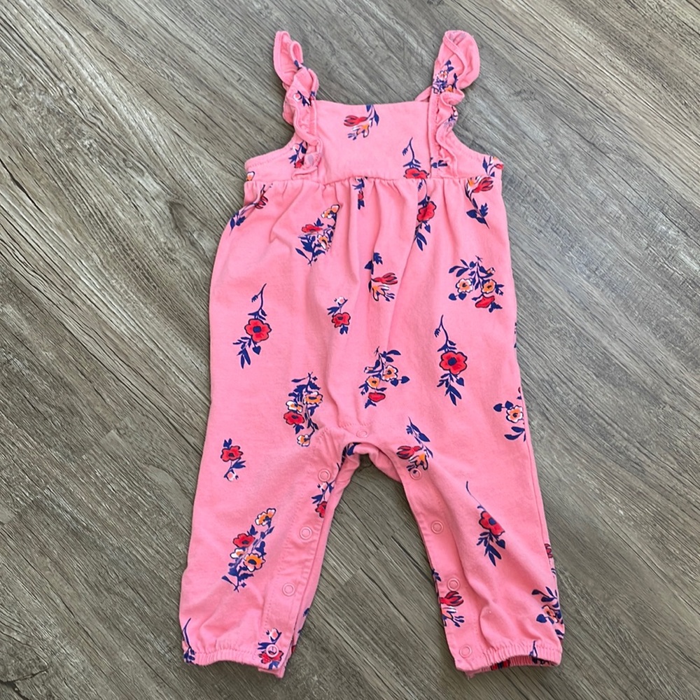 Carter’s Baby Girl Romper 9M